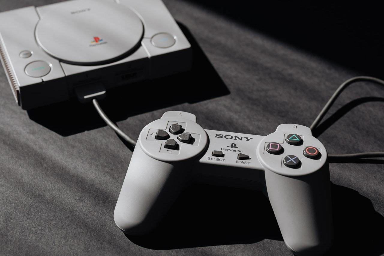 10 Best Old Retro Gaming Console Systems to Buy
