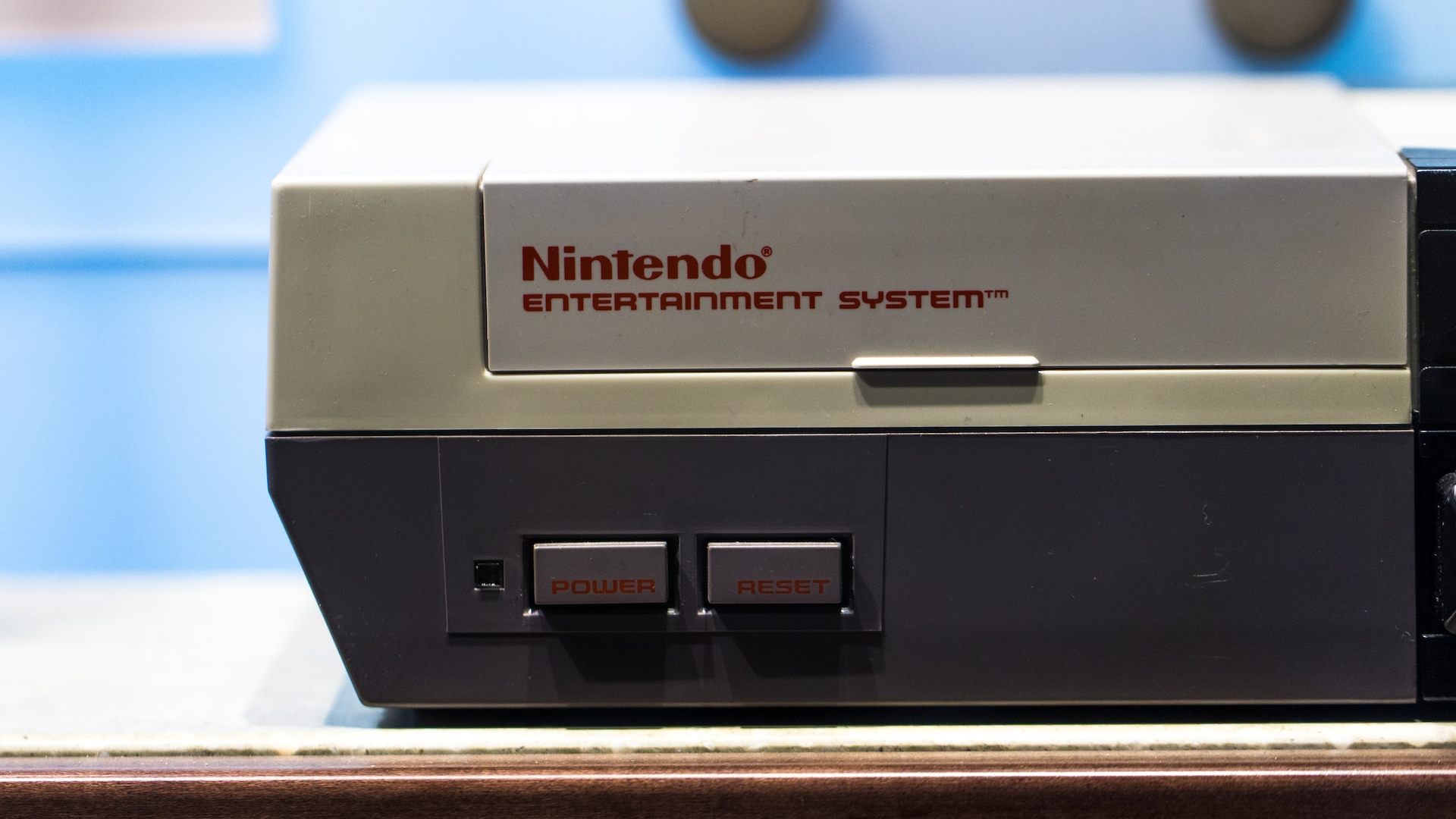 <strong>NES vs. SNES: Which Should I Buy?</strong>