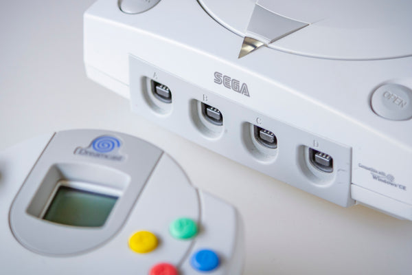 Sega Dreamcast: The First Console with Online Capabilities