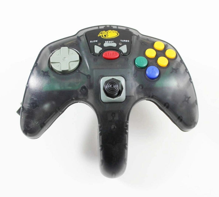 Madcatz-Smoke-Gray-Controller.webp