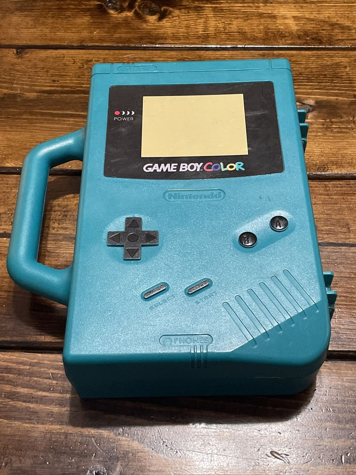 Nintendo-Gameboy-Color-GBC70-Teal-Travel-Case.jpg