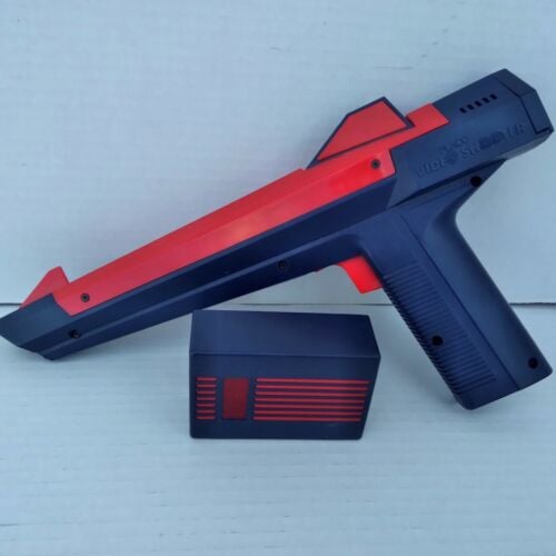 Nintendo-NES-Placo-Video-Shooter-Gun-with-Receiver.jpg