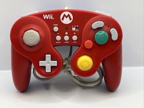 Nintendo-Wii-U-Hori-BattlePad-Mario-Turbo.jpg
