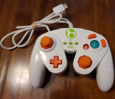 Nintendo Wii U Yoshi Pro Controller