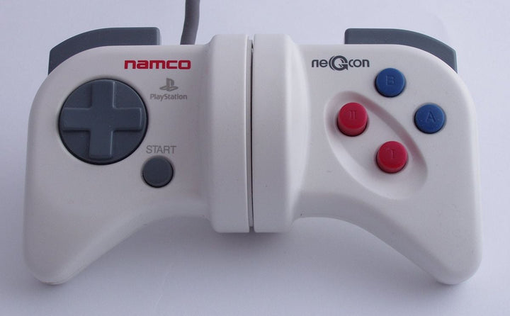 Playstation-1-PS1-Namco-NegCon-Racing-Controller.jpg