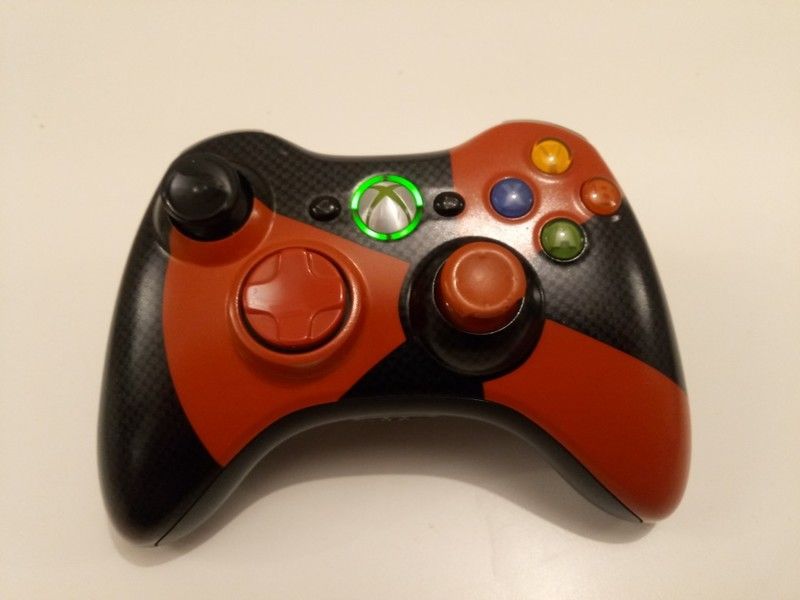 XBOX-360-Radioactive-Red-Black-Carbon-Fiber-Controller.jpg