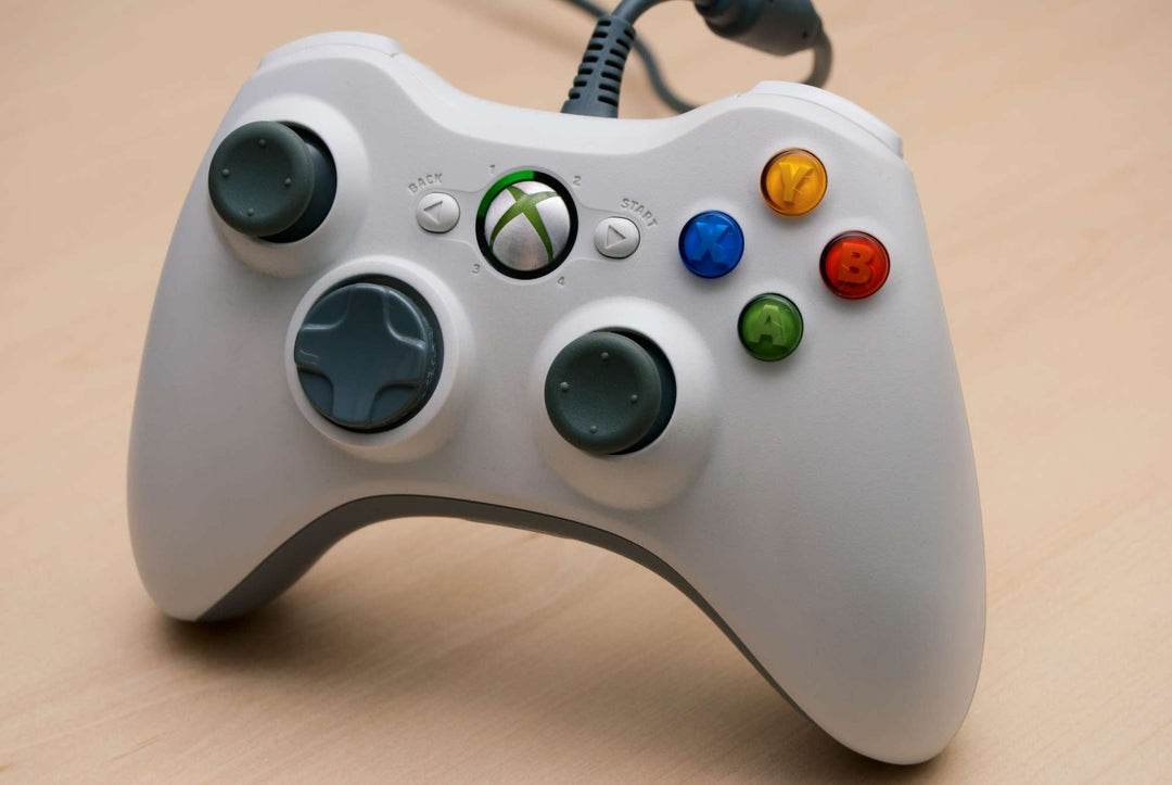 Xbox-360-White-Wired-Controller-scaled.jpg